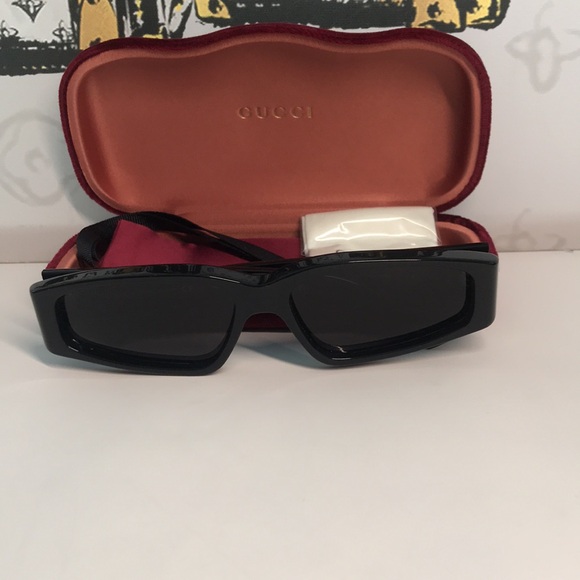 New Authentic Gucci Black Sunglasses GG0705s 001 main image 12